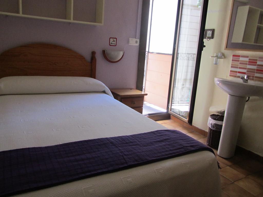 Pension Alamar Barcelona Luaran gambar